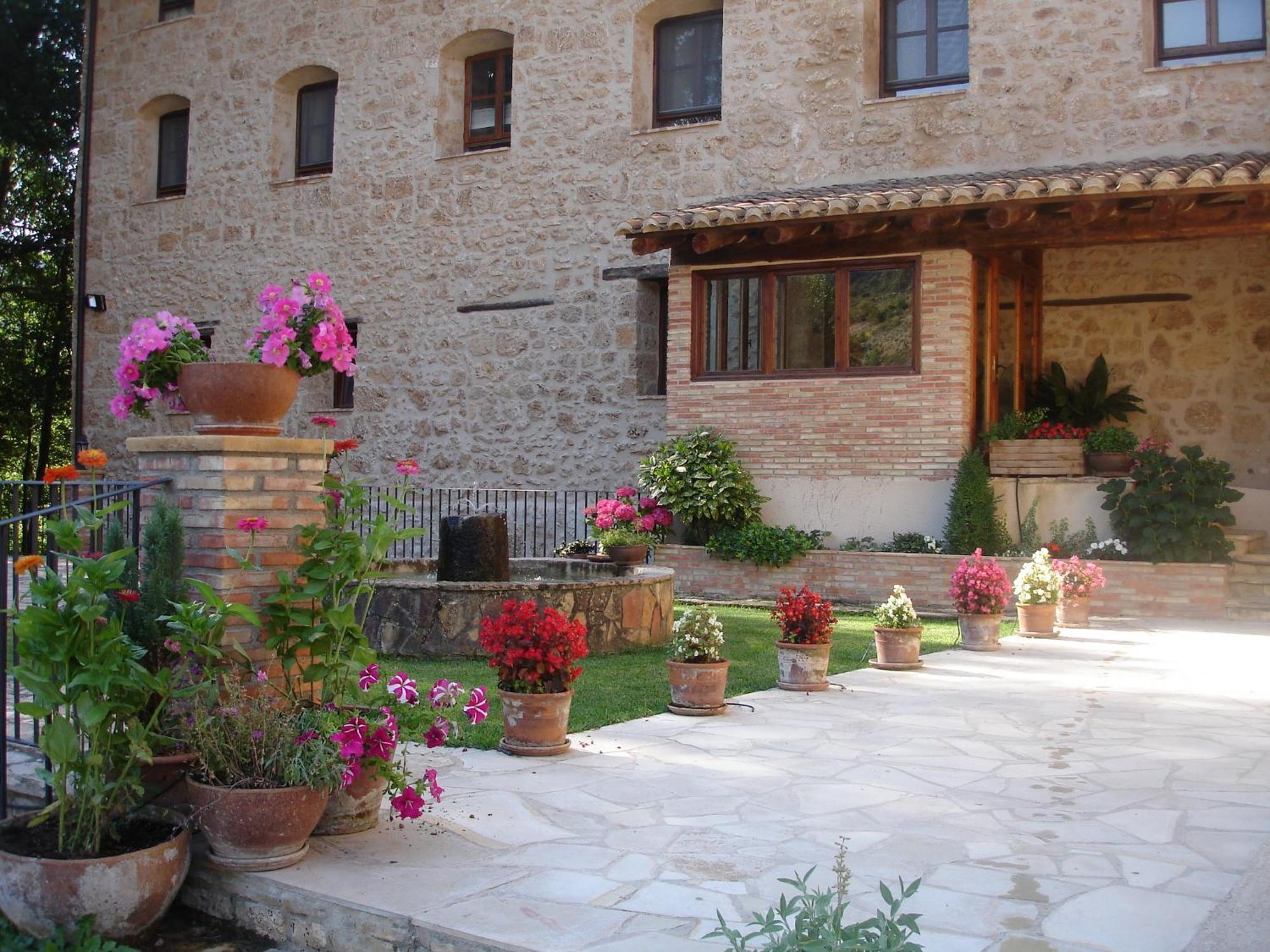 Font Del Pas Hotel Beceite Buitenkant foto