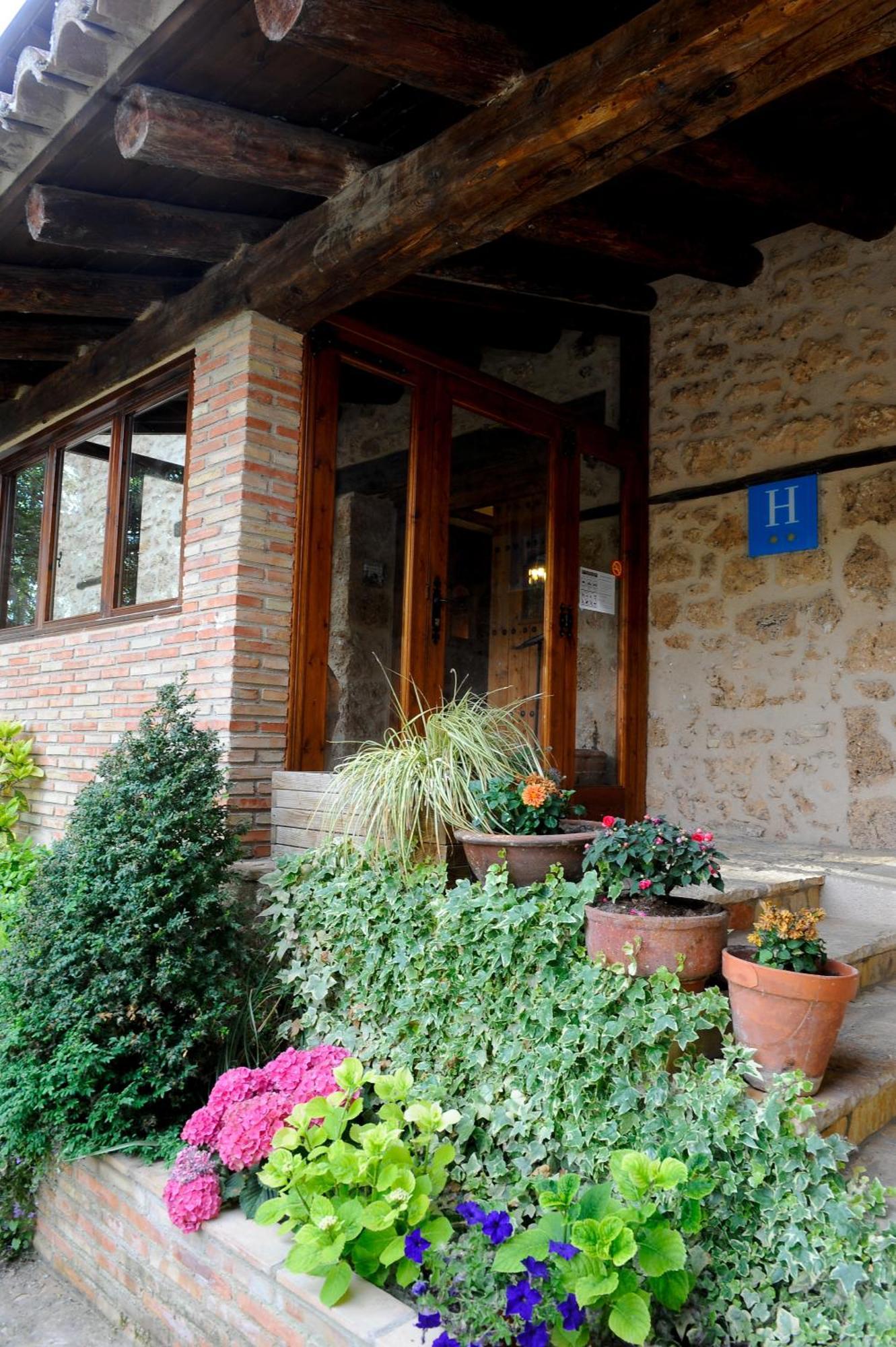 Font Del Pas Hotel Beceite Buitenkant foto